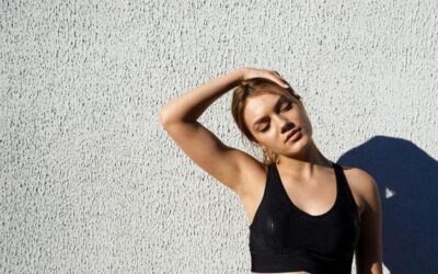 Fortalecer tu cuello: la clave para combatir la rectificación cervical, hernia discal y desgaste